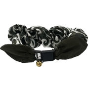 アース・ペット ターキー ねこモテ やわらかソフトのびーる機能付 ふわふわ首輪 唐草 緑